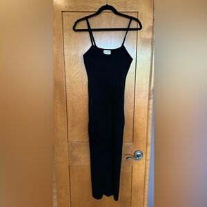 Universal Thread Black Sleeveless Dress